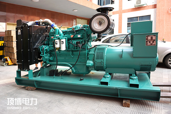 550kw重慶康明斯柴油發電機組